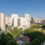 Modern 2 Bedroom Apartment With Views In Lisbon